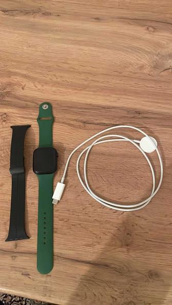 продам apple watch 7 в хорошем состояннии. в наличии зарядка