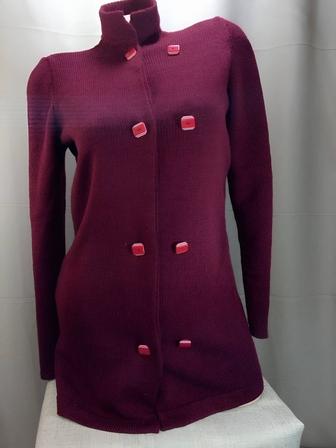 Женский кардиган ручной работы