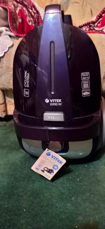 Пылесос Vitek