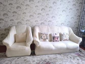 Продам мягкий уголок в отличном состоянии.
