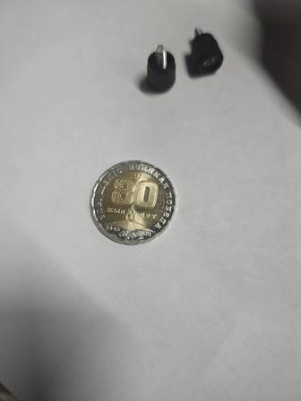 Продам новую монету 200 тенге юбилей 80 лет 2025 года