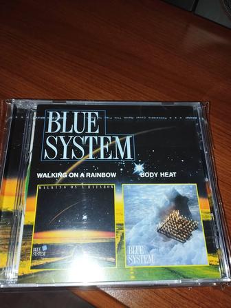 Продам альбомы Blue