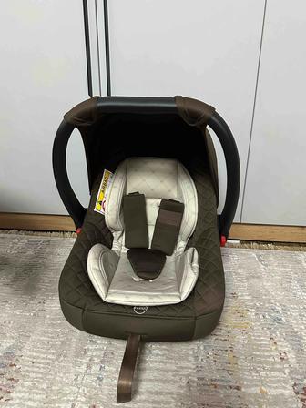 Детское автокресло