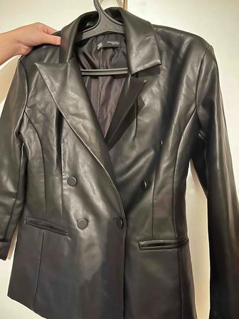 Кожаный пиджак