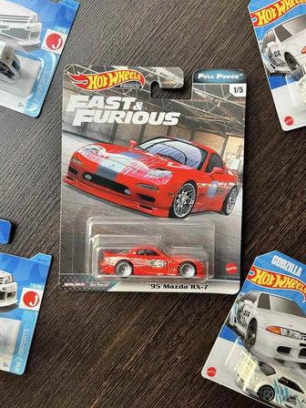 Hotwheels Premuim Хотвилс модель Mazda RX-7