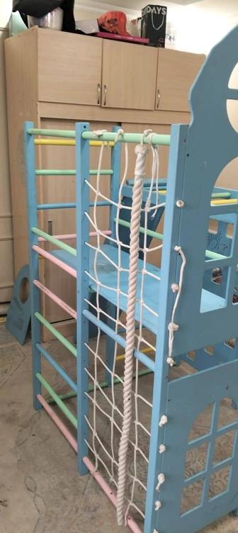 Шведская стенка для детей