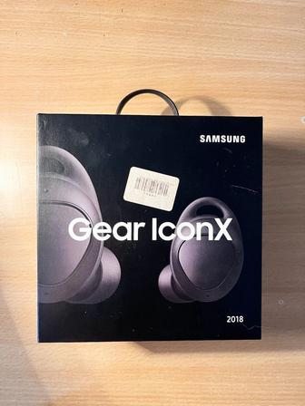 Samsung Gear IconX 2018