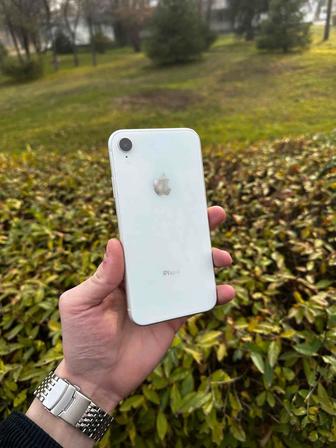 Телефон iPhone XR 64Gb 77% Айфон 10Р 64ГБ 77%