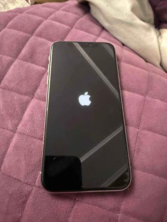 Смартфон iPhone X