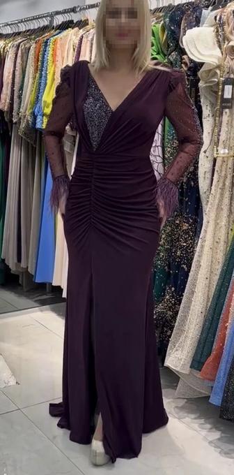 Вечернее платье