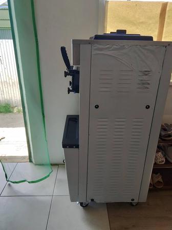 СРОЧНО ПРОДАМ Фриззер аппарат для мягкого мороженого