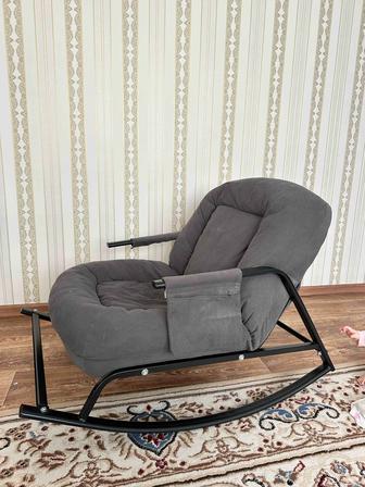 Кресло-качалка обивка вельвет, серый