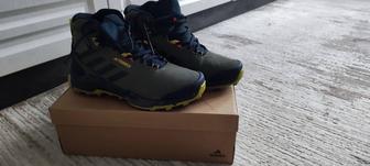 Мужские кроссовки TERREX