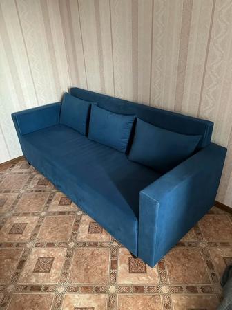 Продаю раскладывающийся диван