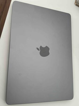 MacBook Air 13 , 2024 , месяц пользования