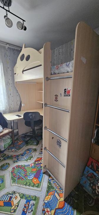 Продам кровать-чердак