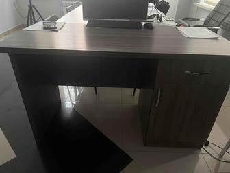 Офисная мебель стол