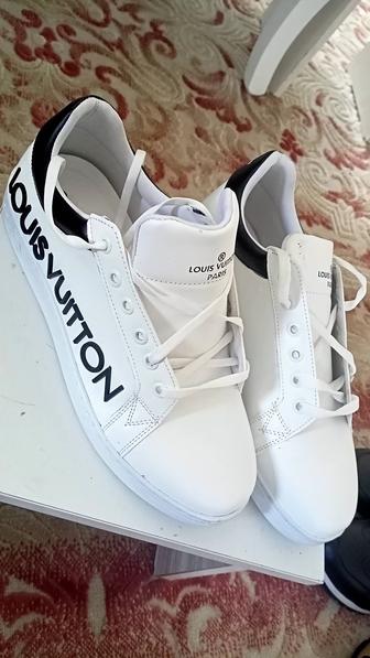 Кроссовки люкс качество под бренд