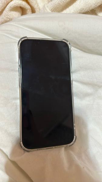 iPhone 13 128Gb с гарантией