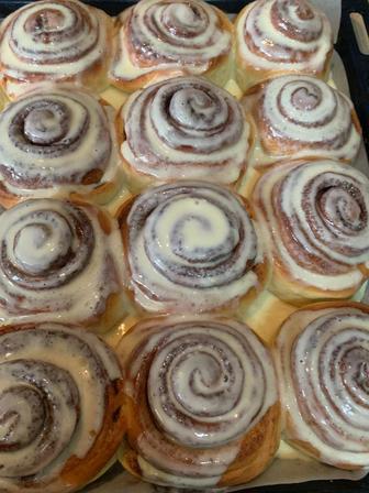 Домашние булочка Синнабоны