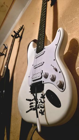 Электрогитара Заряженный Белый Страт Flycaster Мега-Бонусы!