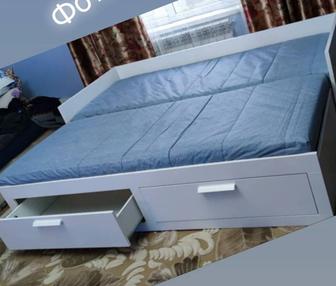 Кровать кушетка икеа бримнэс с 2 матрасами и с 2 ящиками