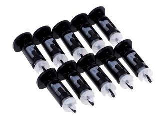 Пластиковые зажимы для крепления радиатора