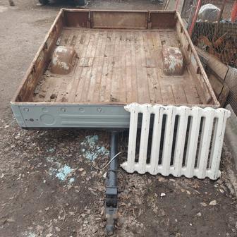 Продам старый прицеп, требующий ремонта, без номера и документов.