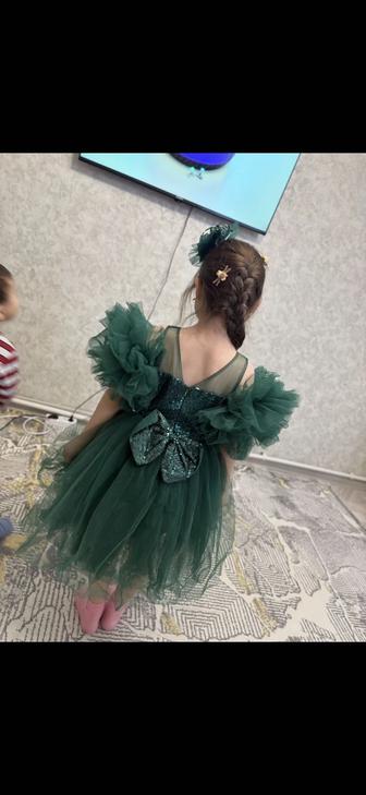 Продам детское платье