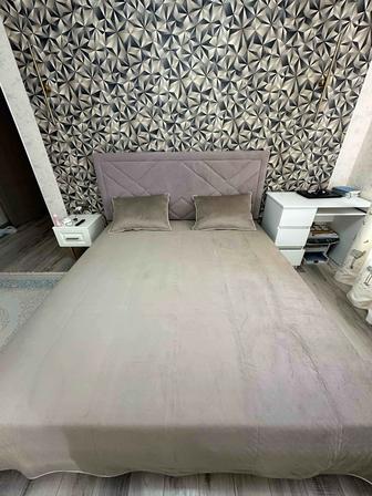 Продам кровать с матрасом