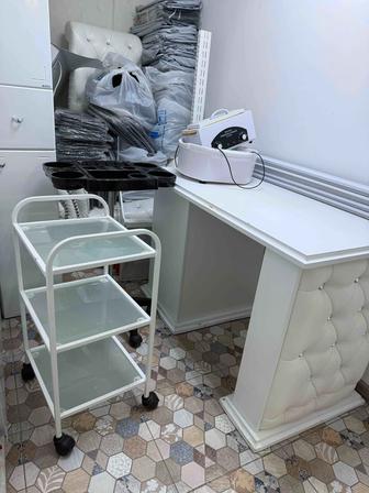 Столы, стулья, кресла, шкафы