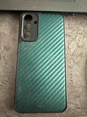 Чехлы на много видов смартфонов