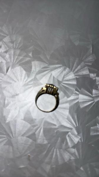 Кольцо с бриллиантами