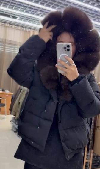 Продаю зимний пуховик