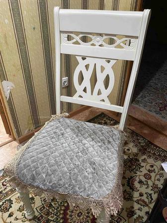 Продам стол и стулья Произ-во Малайзия