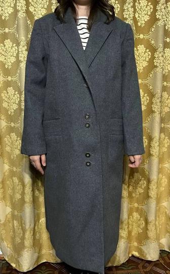 Пальто женское серое