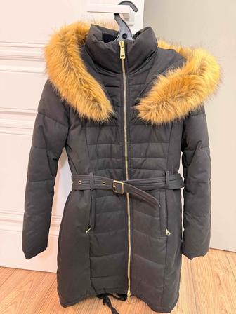 Теплая парка (пуховик) Guess