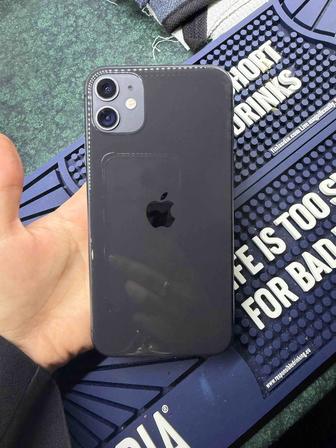 Продам айфон 11