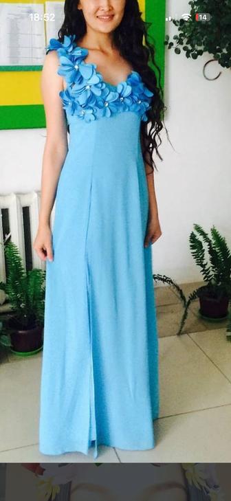 Продам платье