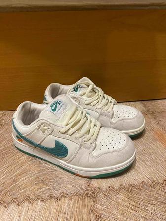 Кроссовки найк