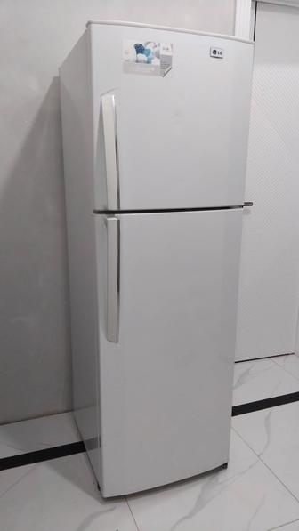 Холодильник LG
