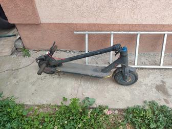 Продам электросамокат