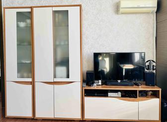 Мебель для гостиной комплект 2 шкафа, тумба для TV.