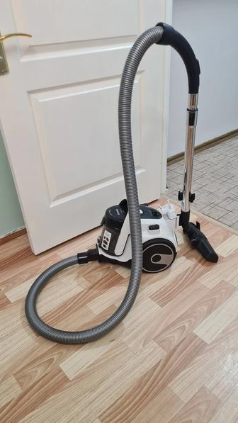 Продам пылесос Bosch