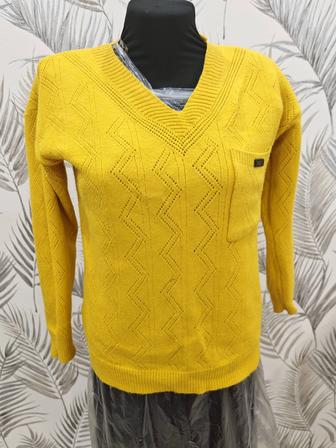 Свитера женские б/у