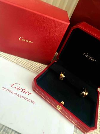 Продам CARTIER
Серьги Trinity