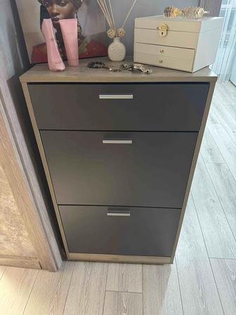 Продам обувной шкаф Ikea