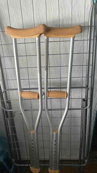 Продам костыли