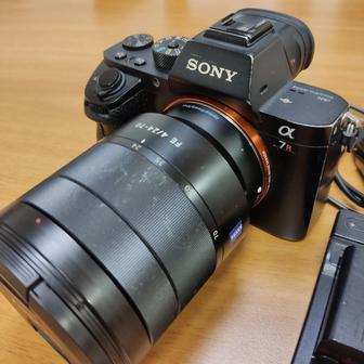 Фотоаппарат Sony A7R2 Объектив Sony Carl Zeiss 24-70mm f4.0