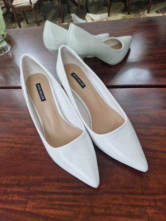 Белые лодочки